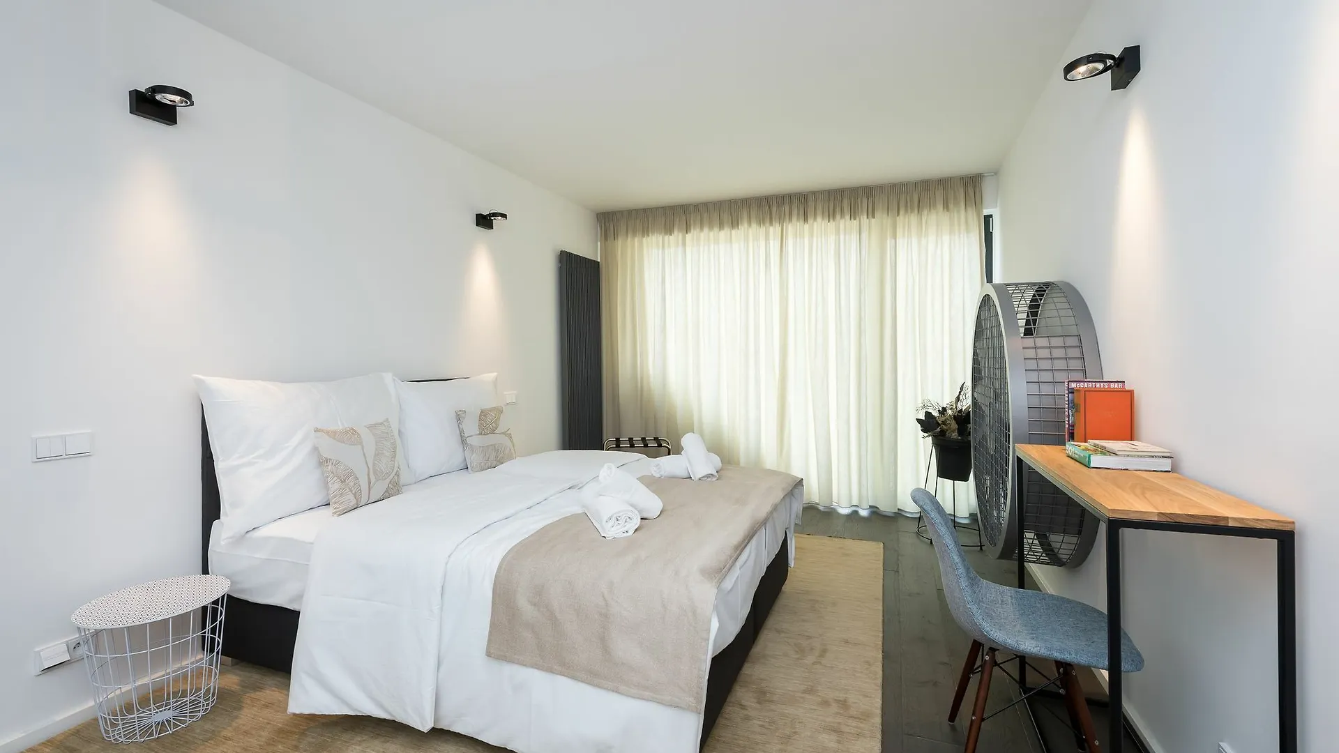 Empirent Apartments Wenceslas Square Prag